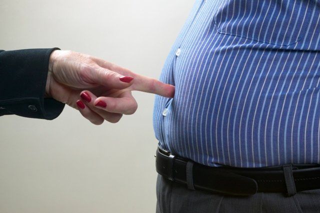 آیا میان چاقی و سرطان رابطه ای وجود دارد؟ | انواع سرطان های مرتبط با چاقی