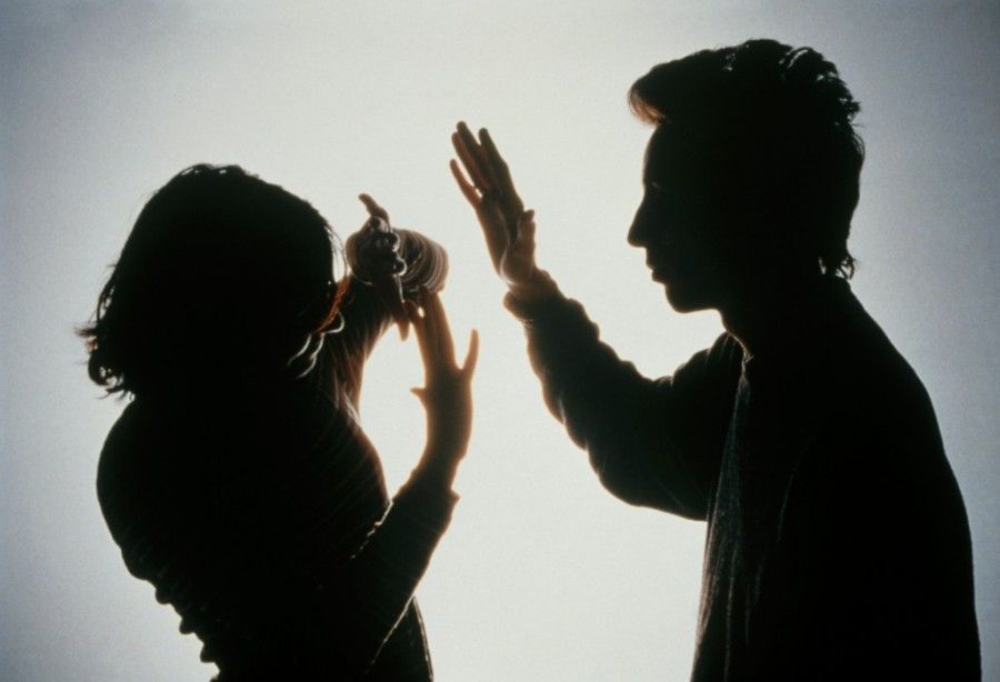 کتک کاری مردان در زندگی زناشویی | علت دست بزن داشتن مردان چیست؟