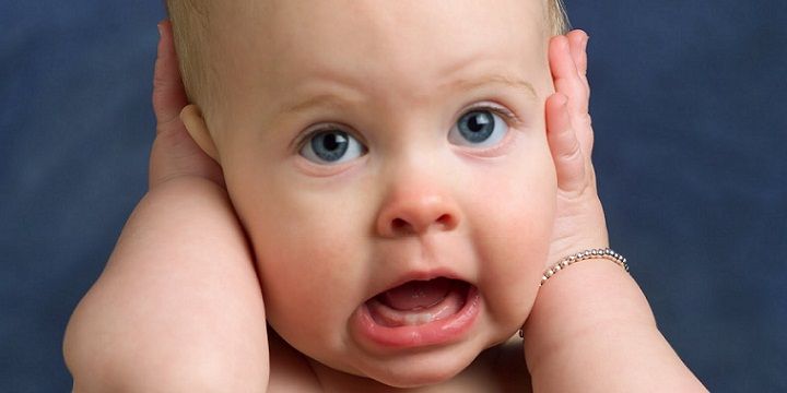 کم شنوایی در نوزادان | آزمون های شنوایی سنجی نوزادان