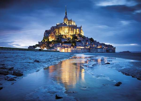 جزیره‌ی رویایی مونت سنت میشل در فرانسه و صومعه قرون وسطایی آن