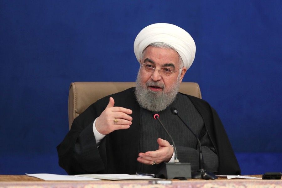 روحانی: عده ای فکر می کنند اگر چهره دولت را سیاه کنند چهره نظام سفید می شود