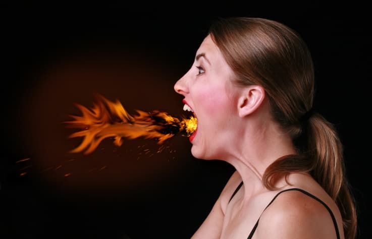 سندروم دهان سوخته | علائم، دلایل و راه های درمان سندروم دهان سوخته