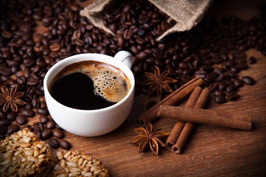 تاثیر قهوه و کافئین بر حافظه و نظرات مختلف درباره آن