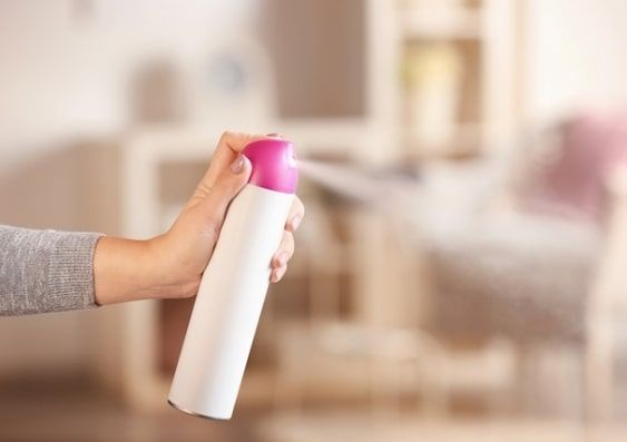 روش های خانگی از بین بردن بوی عرق از لباس بدون شستشو