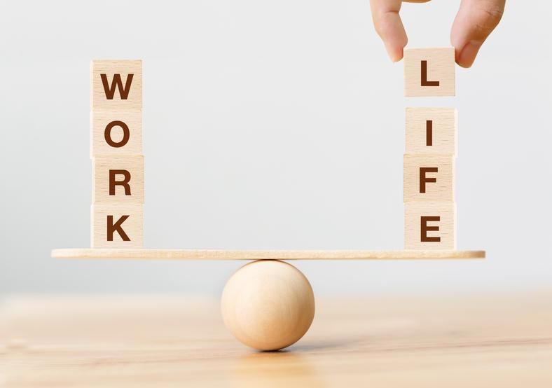 تعادل کار و زندگی چیست؟