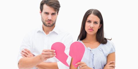 آیا باید طلاق گرفت؟ 10 نشانه که ممکن است ازدواج شما به پایان رسیده باشد