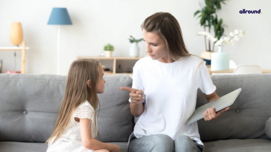 10 چیزی که نباید به فرزندتان بگویید