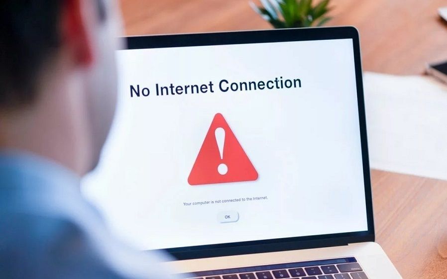 دانشمند، عضو اتاق بازرگانی ایران: قطع اینترنت به معنای فشل شدن سیستم تجارت و توقف کامل فضای کسب و کارهاست