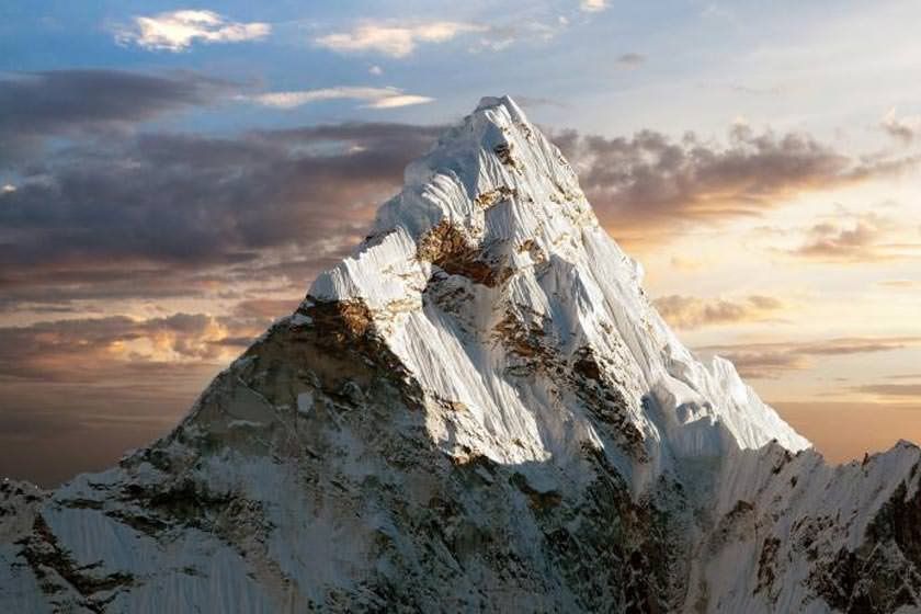 همه چیز درباره قله اورست که باید بدانید
