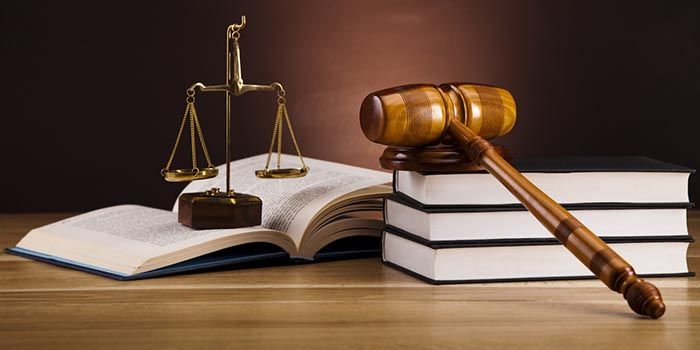 آیا می دانید تفاوت مرکز وکلای قوه قضاییه و کانون وکلا چیست؟