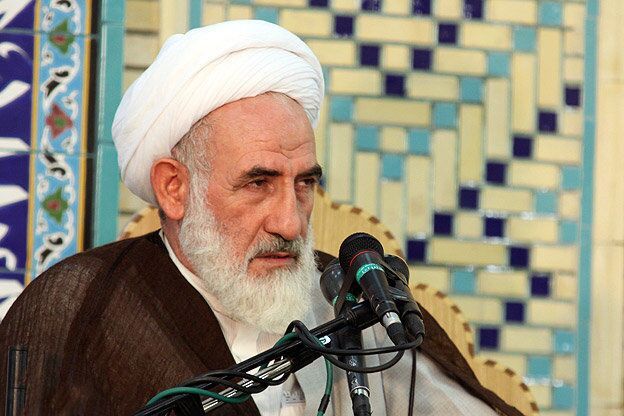 روزنامه کیهان: ترور آیت‌الله سلیمانی، حمله به سه طلبه و ... تقصیر رسانه‌های اصلاح‌طلب و سلبریتی‌هاست