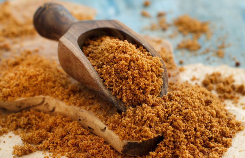 آیا شکر قهوه ای خراب می شود؟ نحوه نگهداری شکر قهوه ای