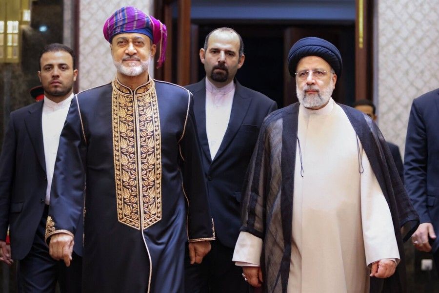 سفر سلطان عمان به تهران و نتایج یک سیاست خوب
