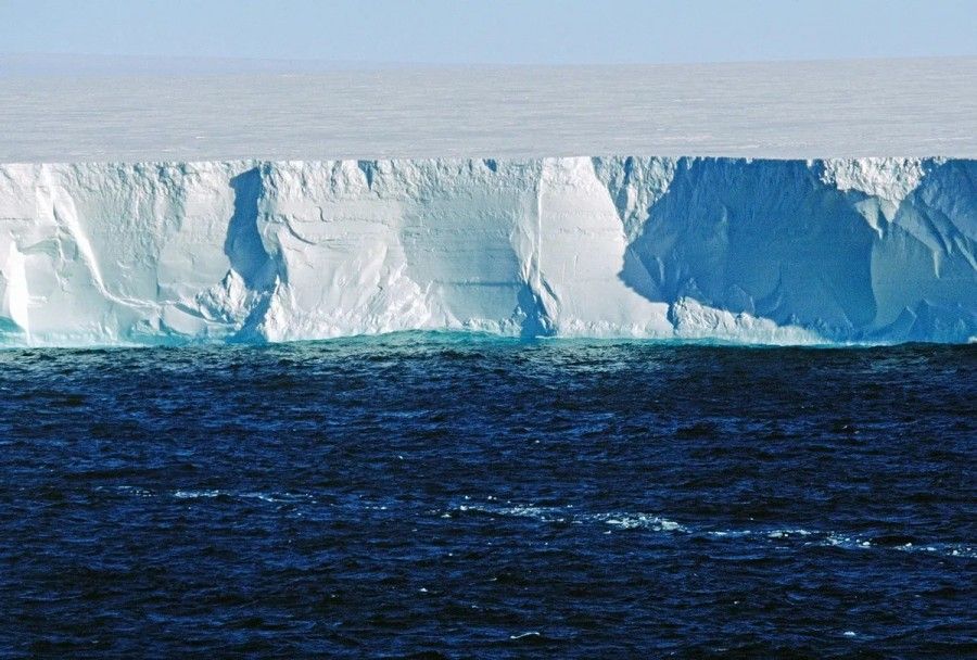 تهدیدی برای سطح آب دریاها: پیش‌بینی آب شدن یخچال Thwaites و افزایش سطح آب در سراسر جهان