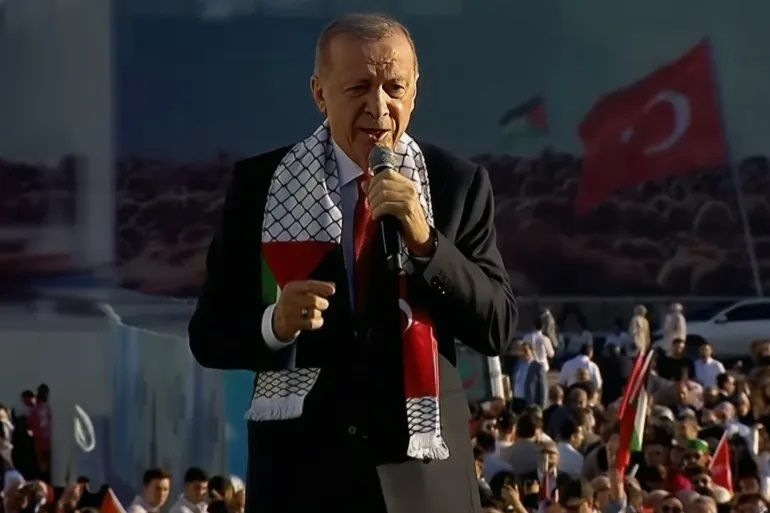 اردوغان: غرب مسئول نسل کشی غزه است و اسرائیل جنایتکار جنگی