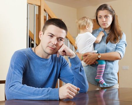 اگر همسرتان با بچه دار شدن مخالف است، چه رفتاری انجام دهید؟