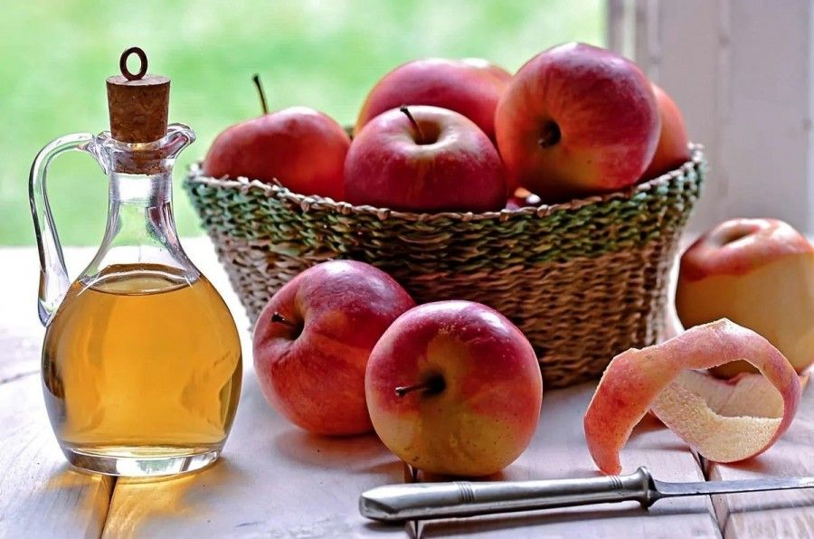 این افراد نباید سرکه سیب بخورند