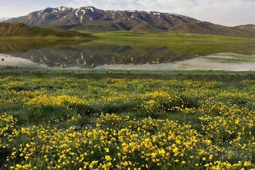 تالاب‌های بکر چهار محال و بختیاری برای طبیعت گردان