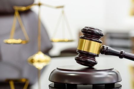 آسیب‌شناسی نظام حقوقی در مواجهه با انبوه شکایات