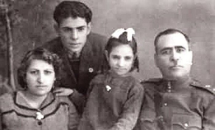 احمد شاملو؛ روایتی جامع از زندگی و آثار یکی از بزرگ‌ترین شاعران ایران