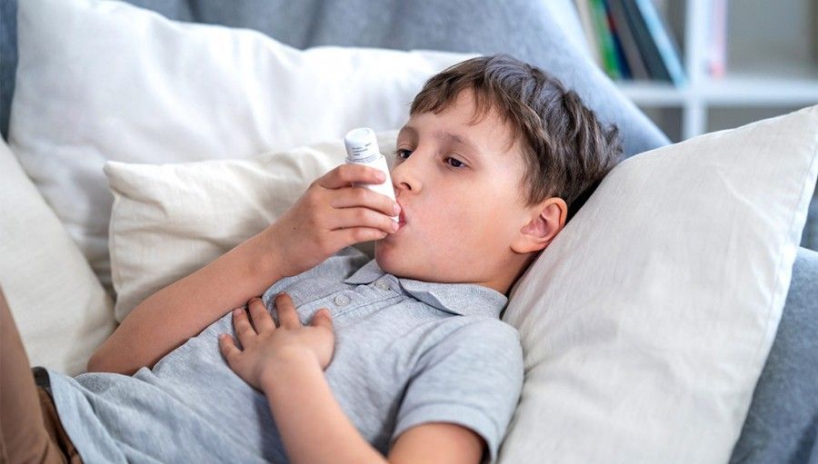 آسم در کودکان؛ علایم، تشخیص و درمان آسم در کودکان
