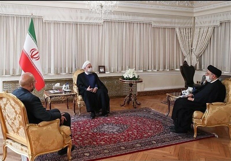 روحانی: همکاری سه قوه و هماهنگی آنها می تواند برای رفع مشکلات کشور کمک کند