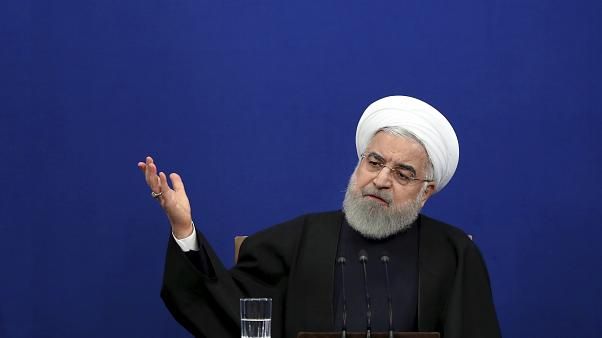 روحانی: اما الان در جنگ اقتصادی هستیم و با تروریسم اقتصادی مواجهیم