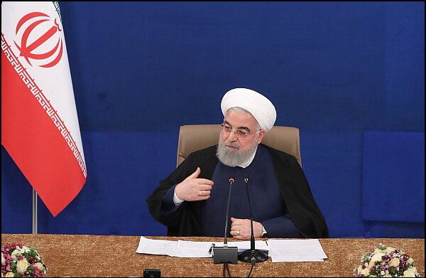 روحانی: شرط موفقیت محدودیت ها در مهار بیماری کرونا همراهی مردم  است