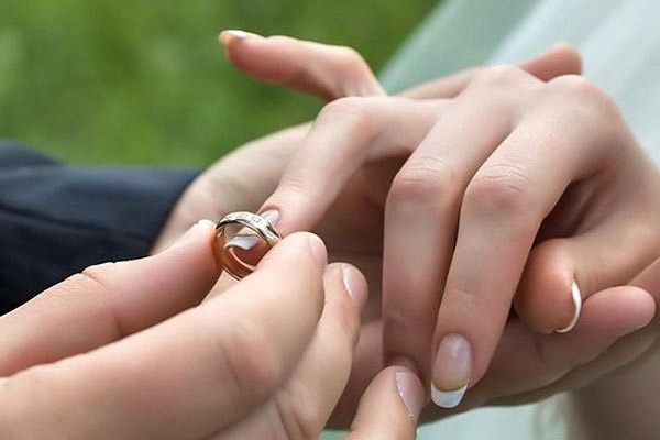 ازدواج دختر بدون اجازه پدر در مذهب تشیع | شرایط قانونی ازدواج دختر بدون رضایت پدر و جد پدری