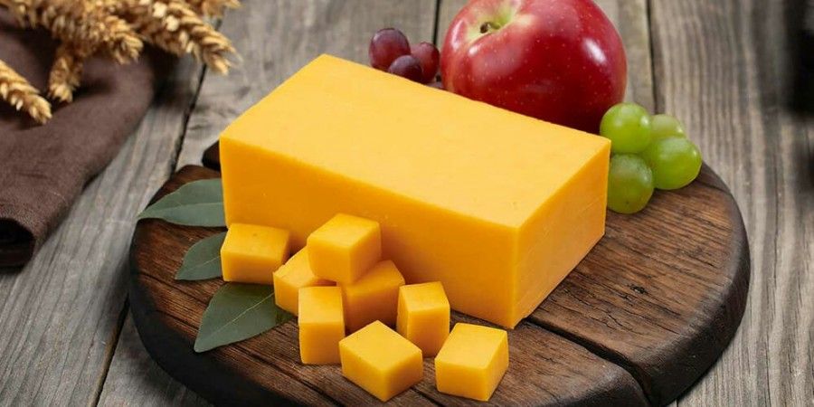 سفری به دنیای پنیر: معرفی بهترین انواع پنیر در جهان