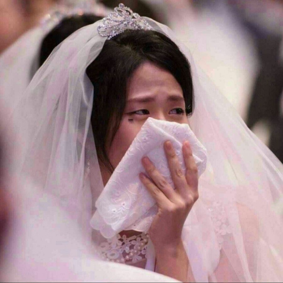 گریه‌کردن عروس‌های چینی