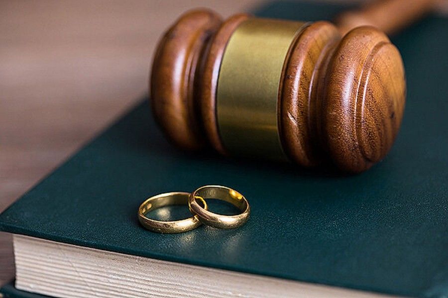 بررسی نکات حقوقی در مورد طلاق زن باردار 