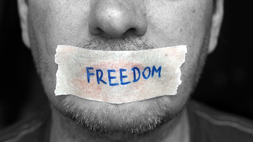 بررسی آزادی بیان در قوانین بین المللی و داخلی