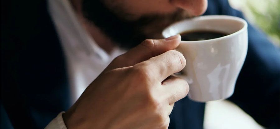 عوارض نوشیدن بیش از حد قهوه