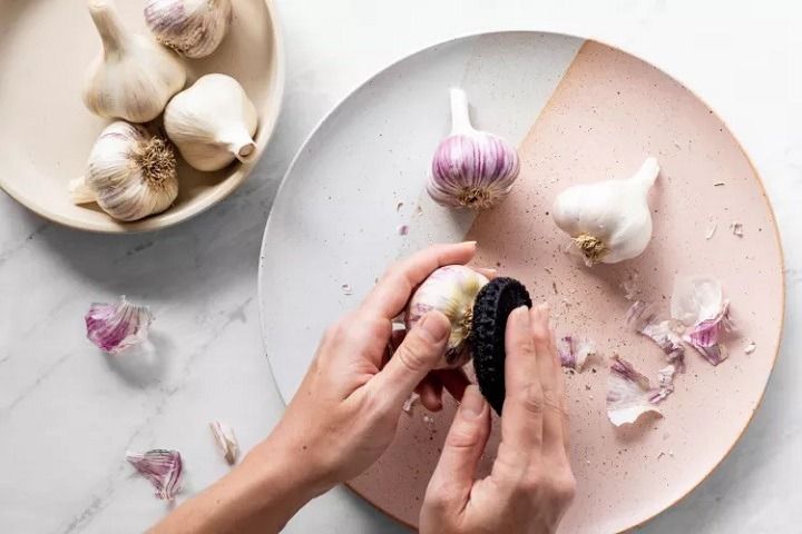 طرز تهیه سیر سیاه