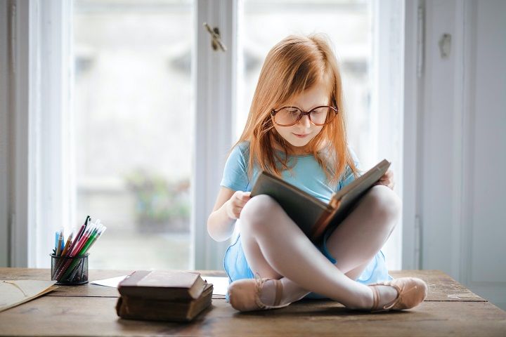 تشویق کودکان به کتابخوانی 