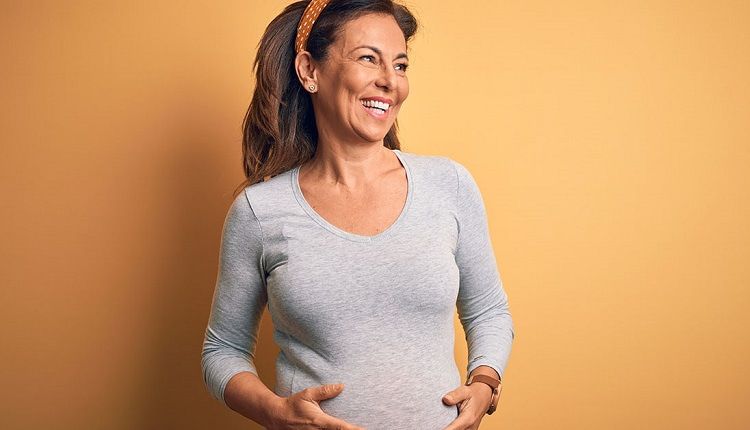 بارداری در میانسالی: خطرات و پیشنهاد های بهداشتی برای زنان 40 ساله 