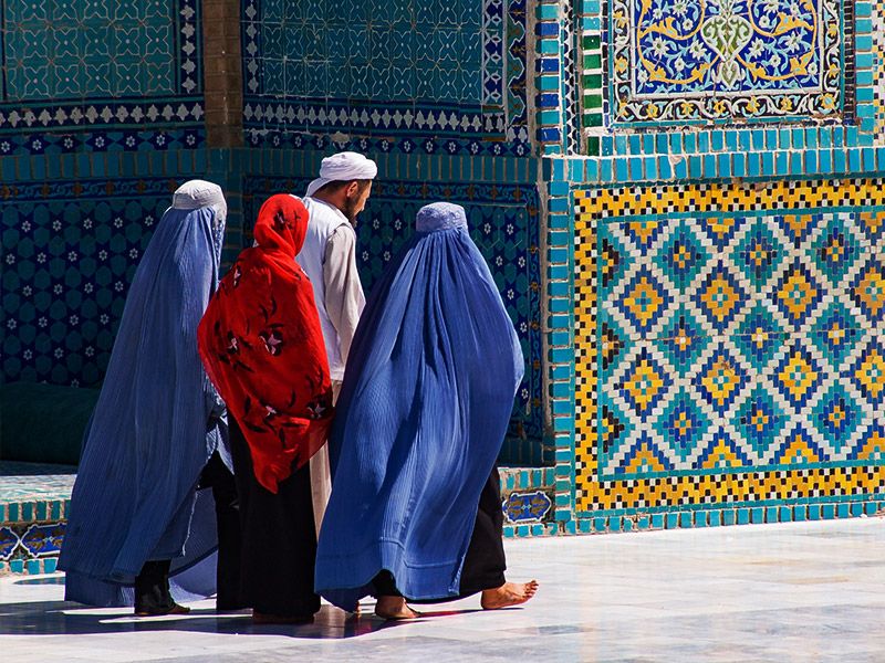 آداب و رسوم افغانستان: از مهمان‌نوازی تا حفظ ارزش‌های تاریخی