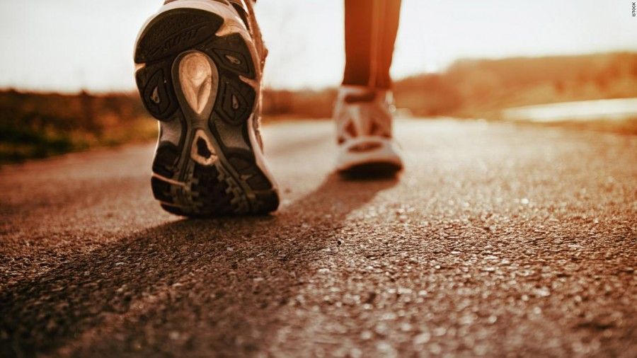 پیاده روی هوشمندانه: اصول اساسی برای بهبود تناسب اندام و سلامتی 