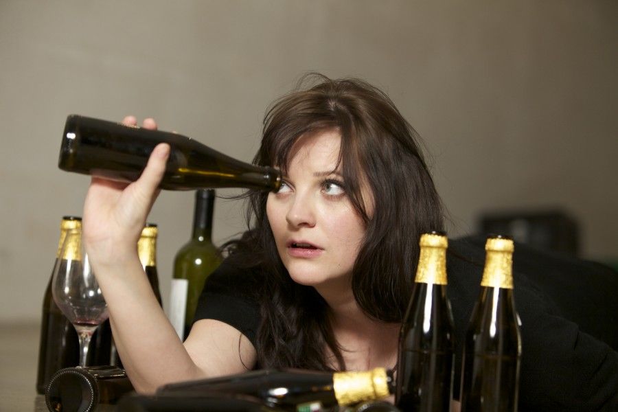 اختلال مصرف الکل: آسیب‌ های جسمی و روانی الکلیسم