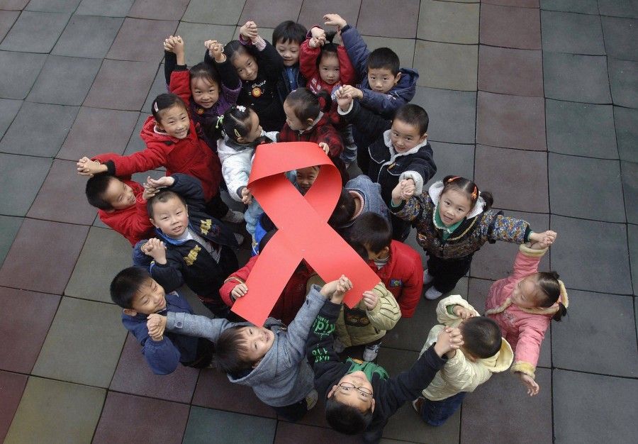 HIV مساوی با بی اخلاقی نیست: تست HIV بدهید