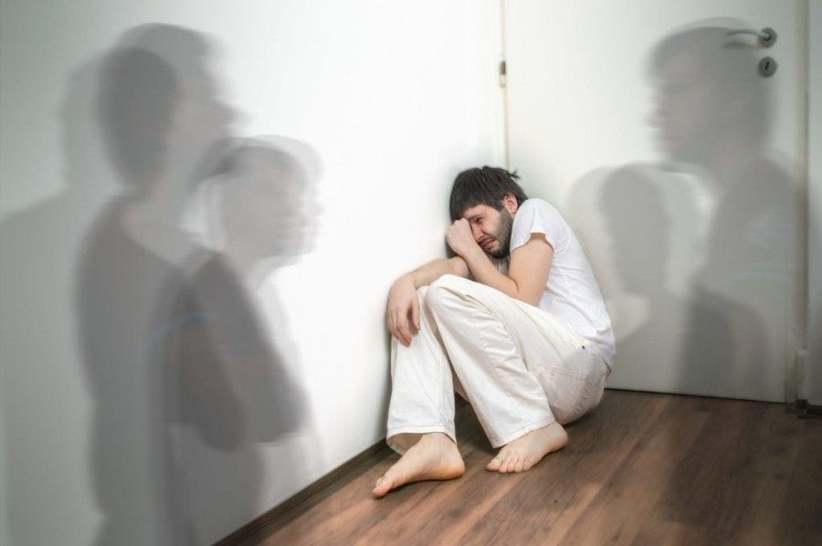 علائم سایکوز یا روان پریشی: شناخت و درک این وضعیت روانی چالش برانگیز