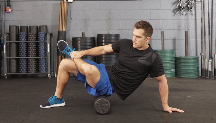 فوم رول ورزشی: راهکاری ساده و موثر برای حفظ انعطاف‌پذیری و عملکرد عضلات