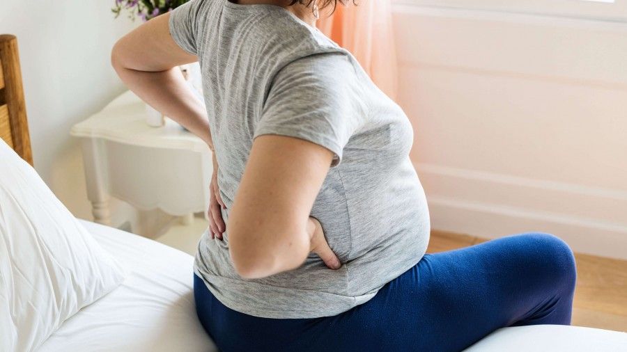 درد سیاتیک در دوران بارداری: علت، علائم و راهکارهای مدیریت