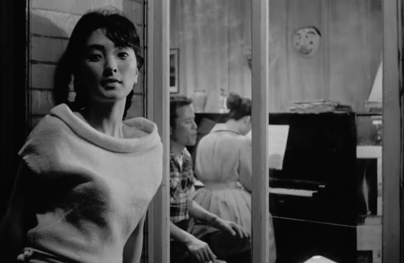 خدمتکار 1960 The Housemaid
