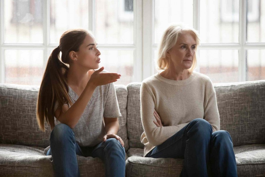 چالش های روابط آسیب زا در خانواده: 7 مورد مهم
