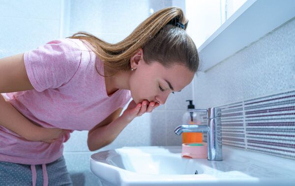 حالت تهوع بدون استفراغ نشانه چیست؟
