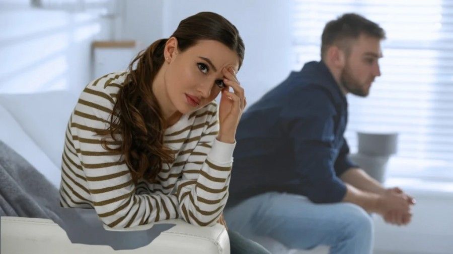 به این ۸ نشانه توجه کنید: تظاهر به دوست داشتن!