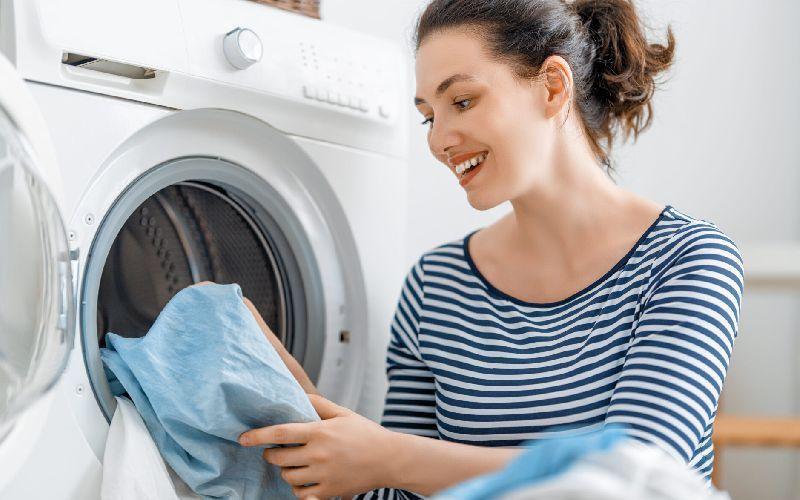 چرا ماشین لباسشویی بوی بد میدهد؟ راهکارهایی برای رفع مشکل