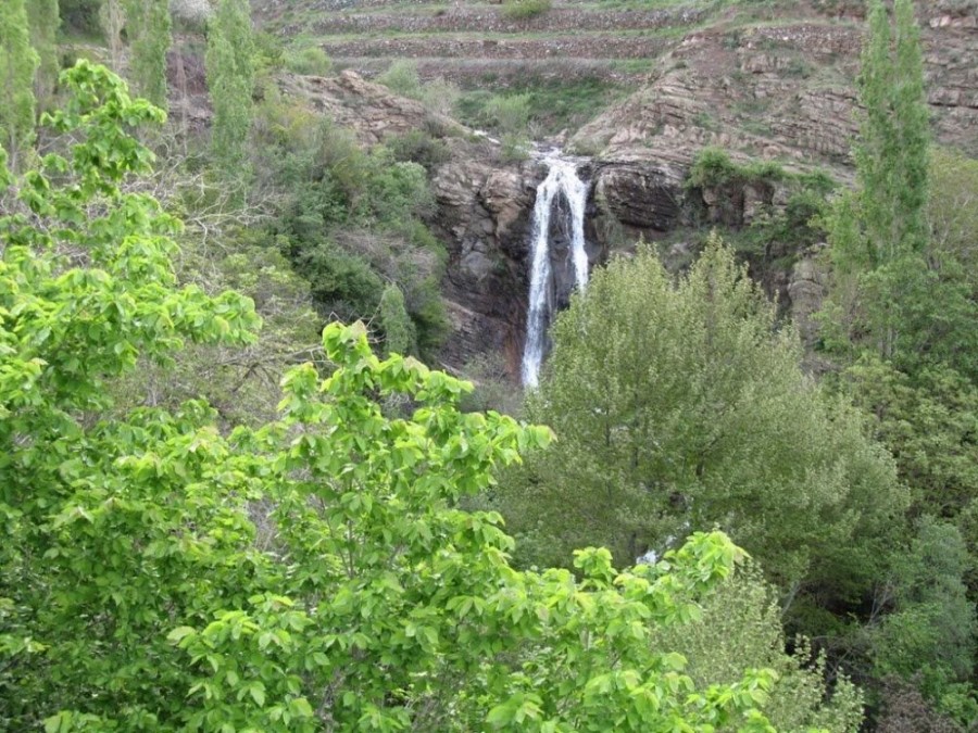 آبشار سوستون لواسان؛ مکانی که دل هر طبیعت دوستی را می رباید